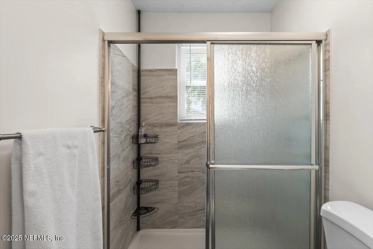 Jacksonville, Florida 32207, United States, 3 Bedrooms Bedrooms, ,2 BathroomsBathrooms,Residential,Pending,146166