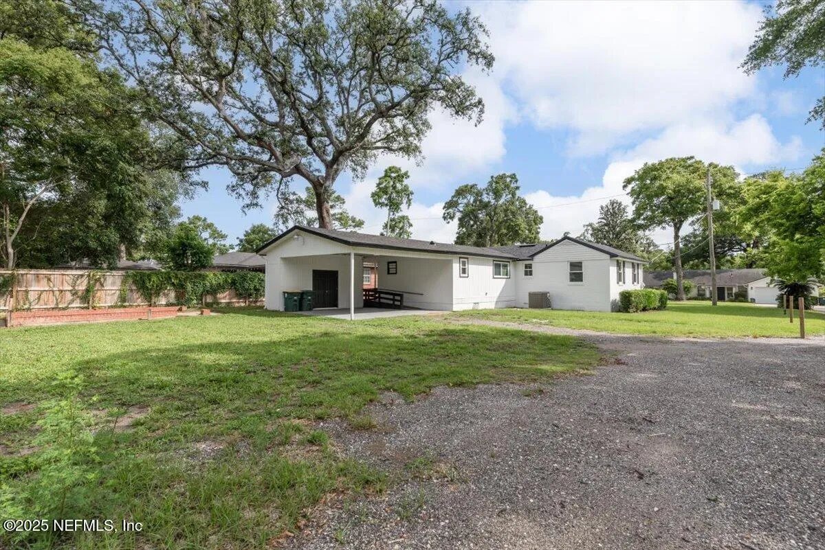 Jacksonville, Florida 32207, United States, 3 Bedrooms Bedrooms, ,2 BathroomsBathrooms,Residential,Pending,146166