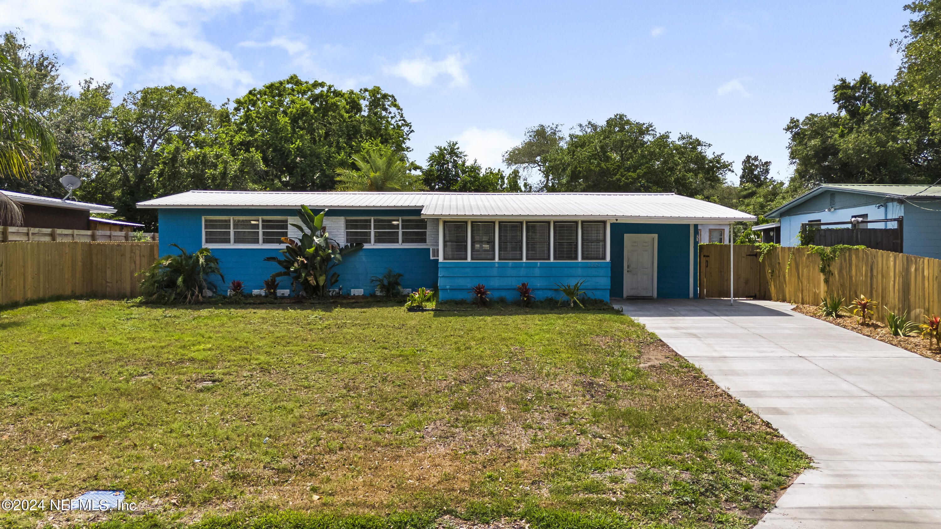 St Augustine, FL home for sale located at 1229 Hernandez Boulevard, St Augustine, FL 32080