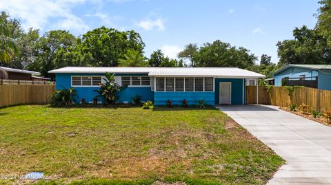 Single Family Residence in St Augustine FL 1229 HERNANDEZ Boulevard.jpg