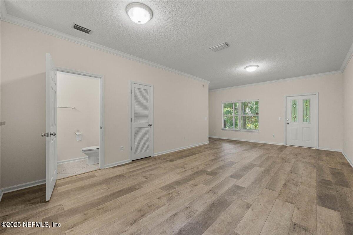 225 NORTHBRIDGE COURT Court