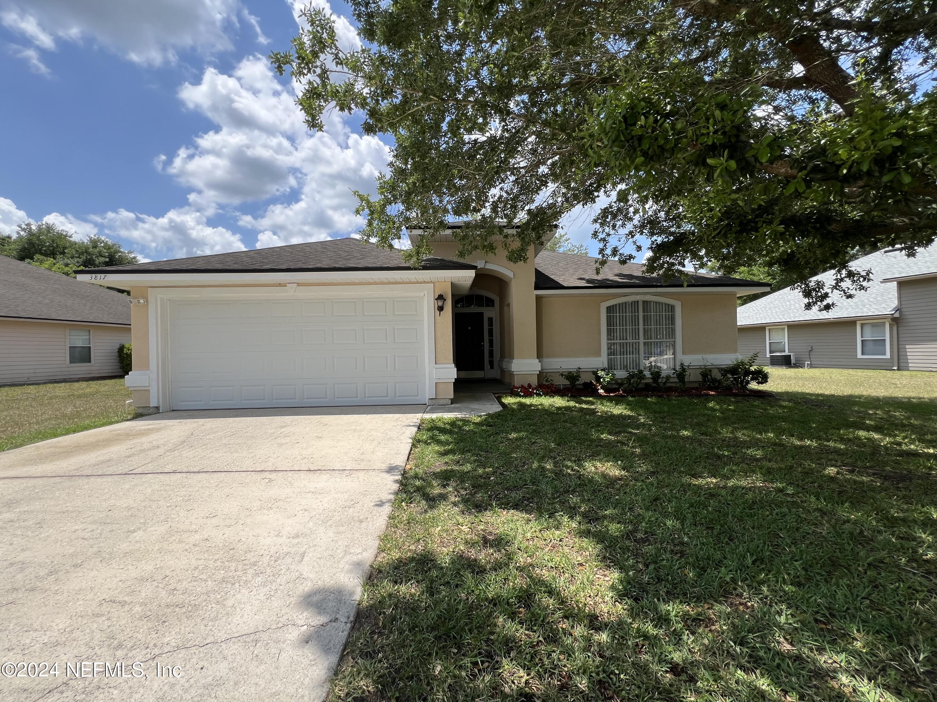 Middleburg, FL home for sale located at 3817 Nature Walk Court, Middleburg, FL 32068