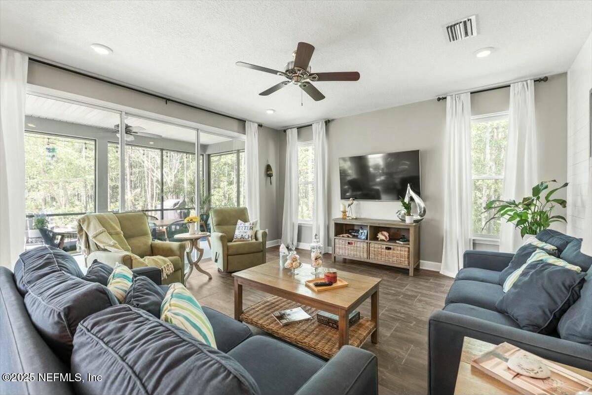 489 CITRUS RIDGE Drive