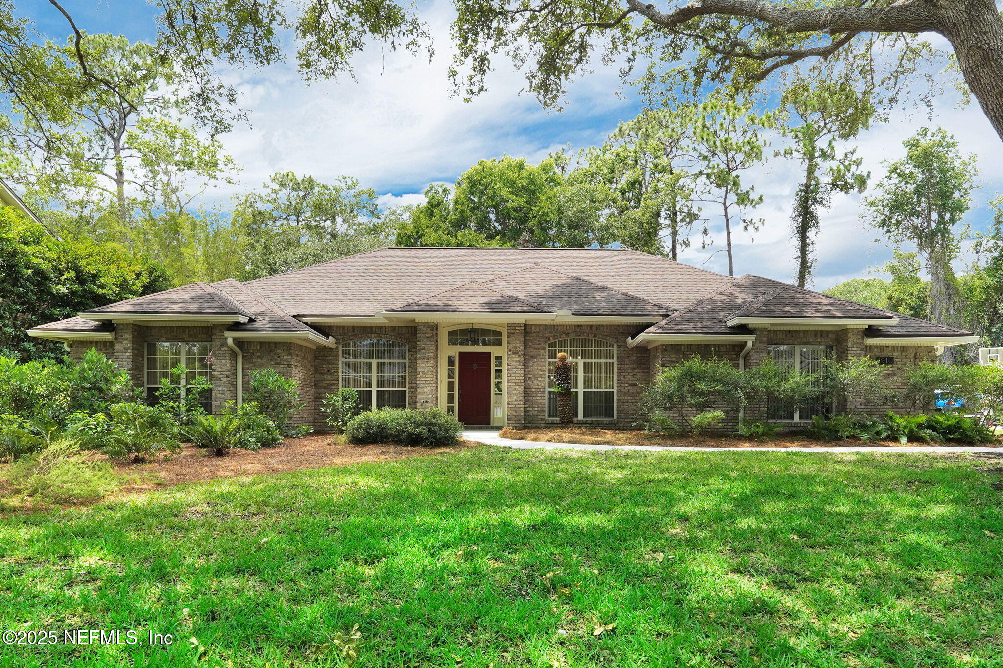 1910 HIBERNIA Court