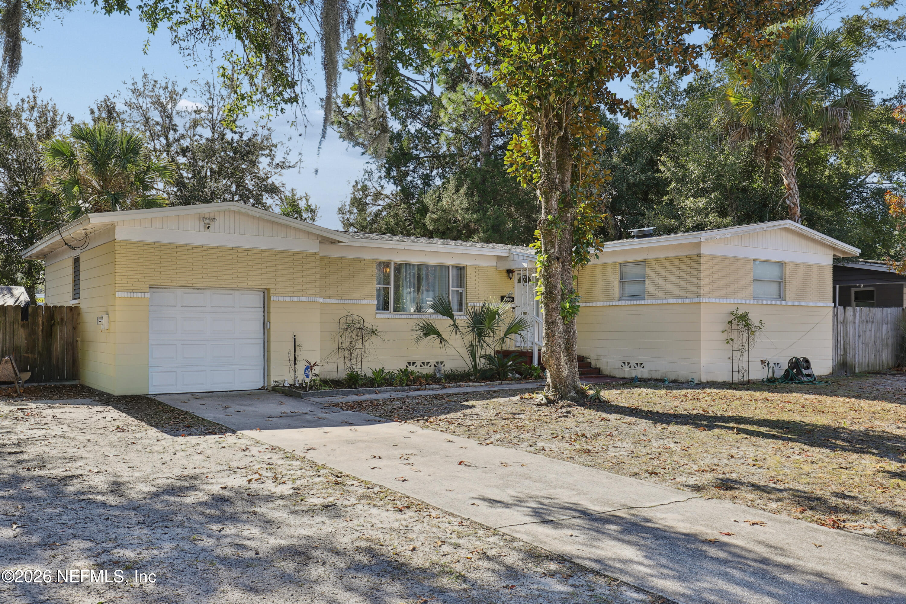 6050 GLENN ROSE Drive