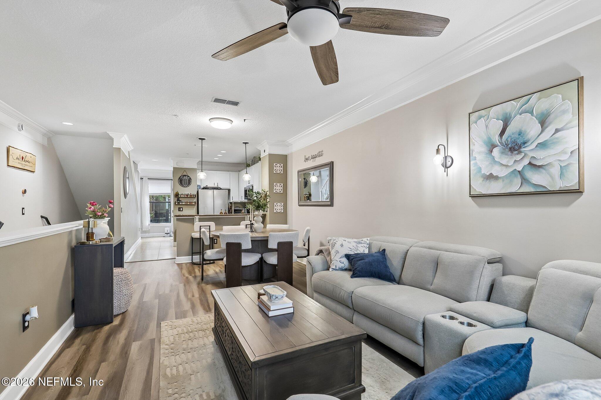 9823 TAPESTRY PARK Circle 303