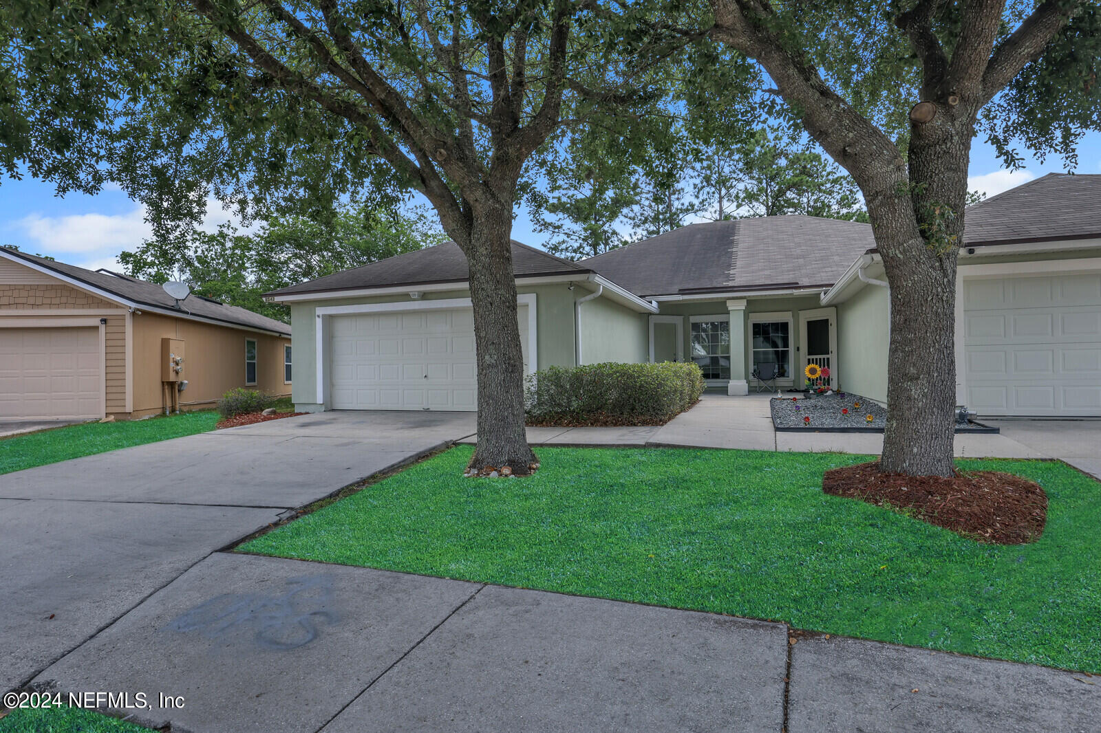 Jacksonville, FL home for sale located at 8543 Julia Marie Circle, Jacksonville, FL 32210
