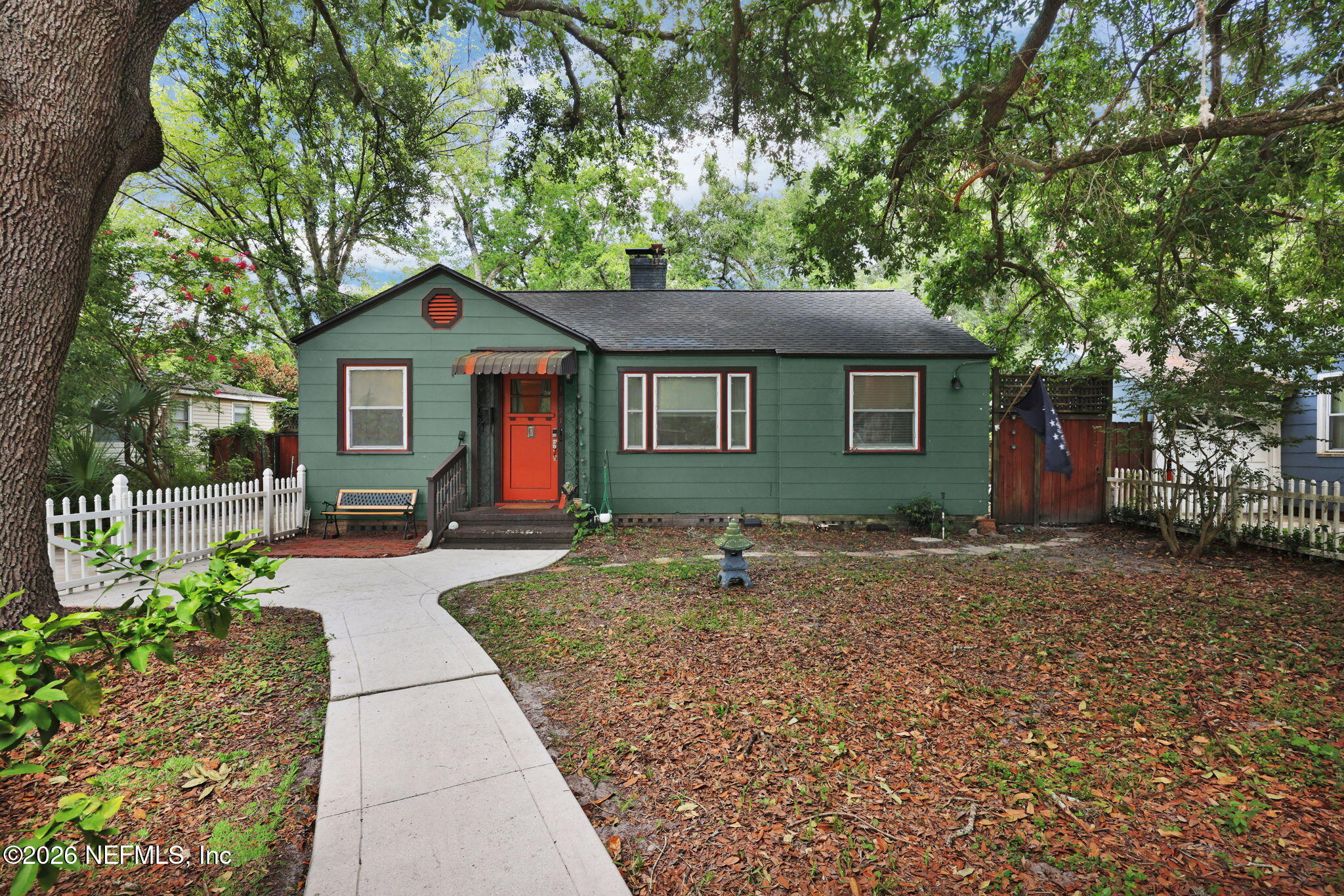 Photo 1 of 19 — 1521 CHARON Road, Jacksonville, FL 32205