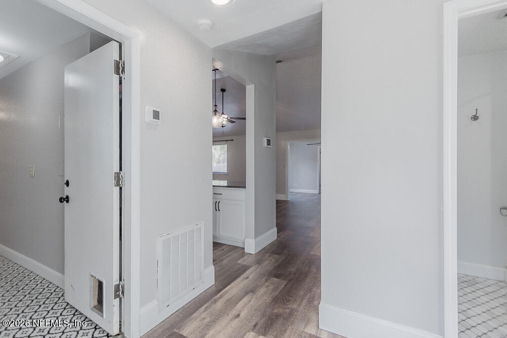 2465 WATTLE TREE Road W