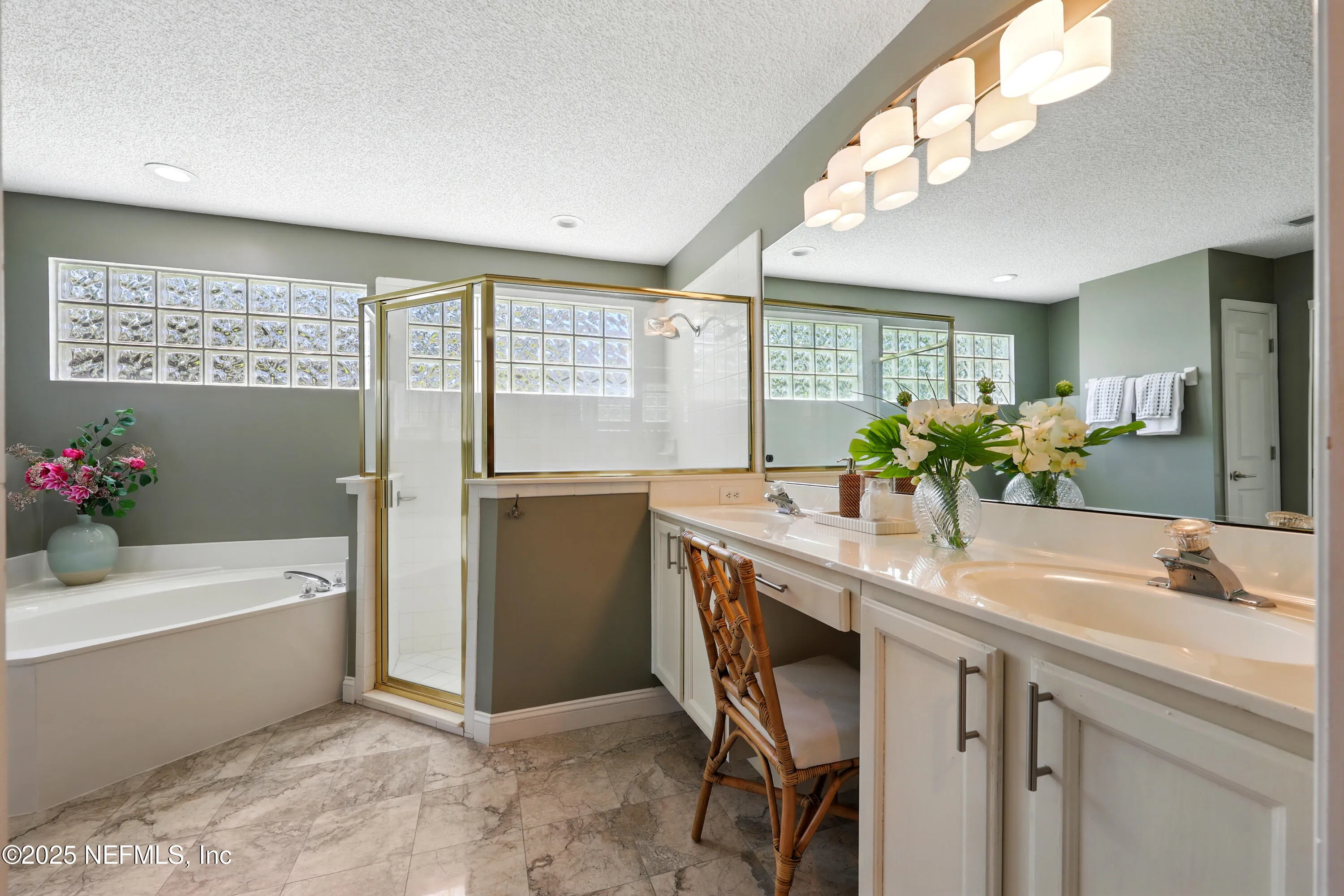 Jacksonville, Florida 32224, United States, 3 Bedrooms Bedrooms, ,3 BathroomsBathrooms,Residential,Pending,114992