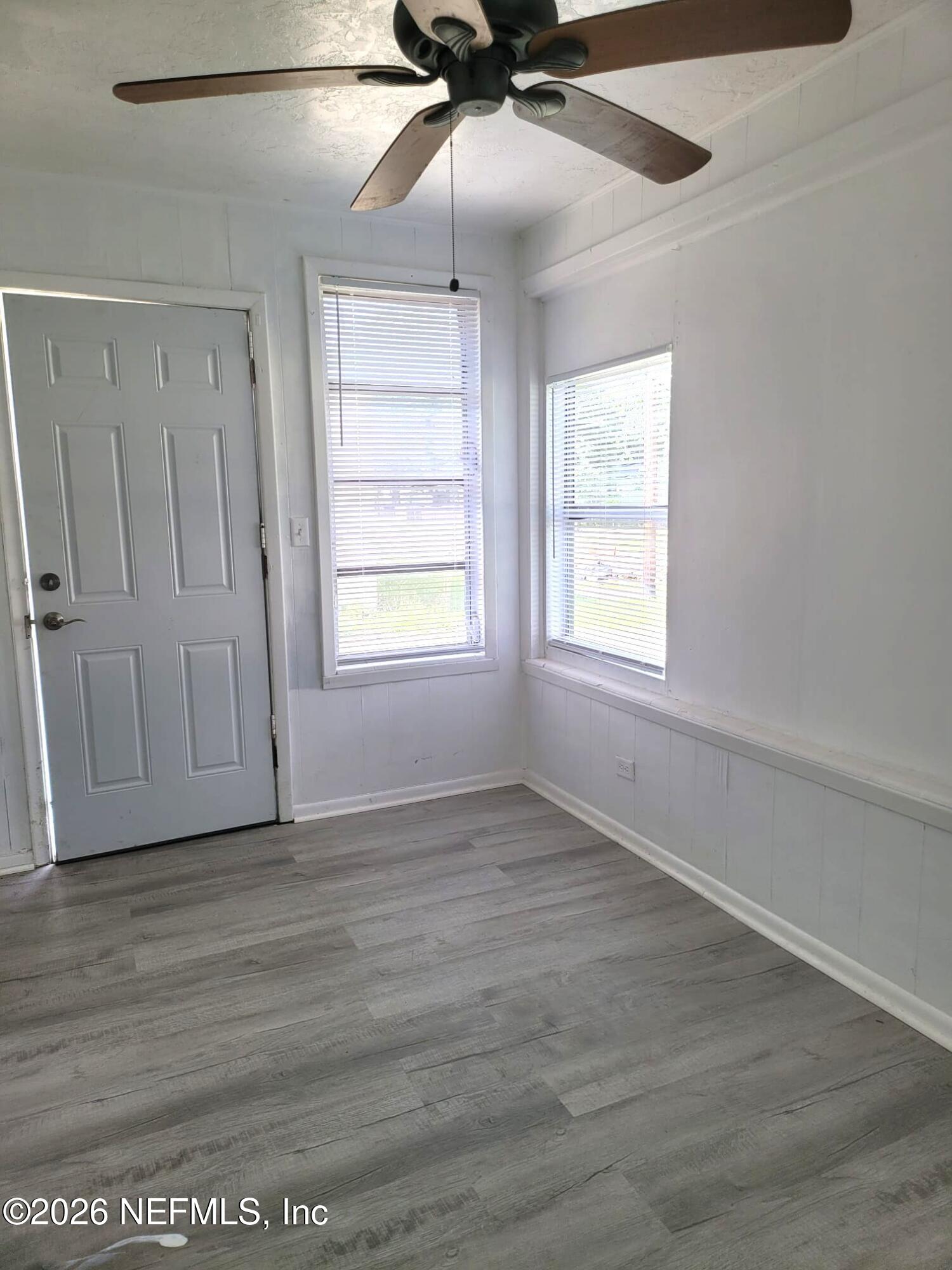 1084 HURON Street
