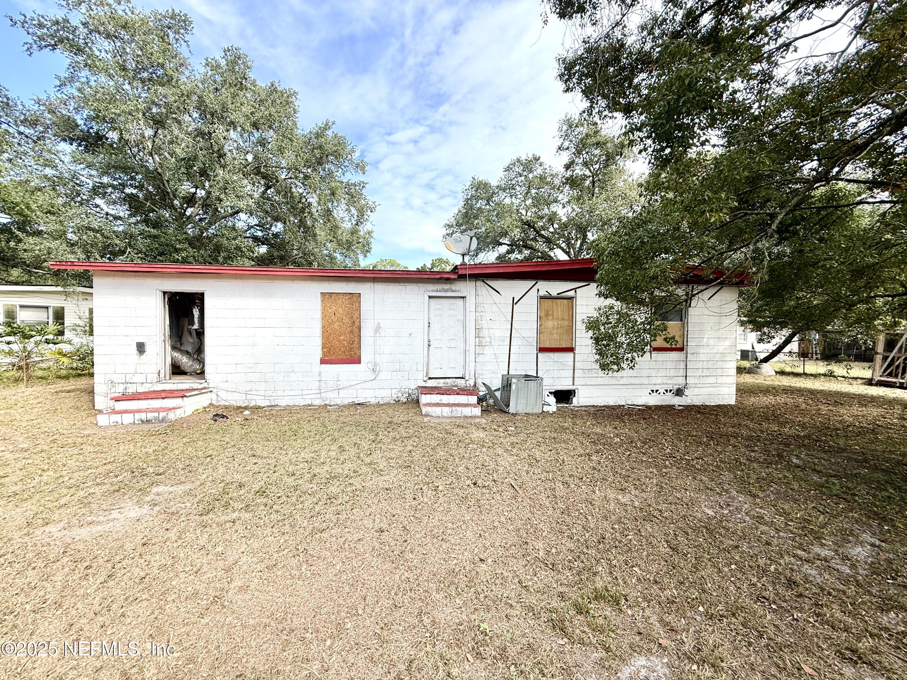 6148 STRAWFLOWER Place