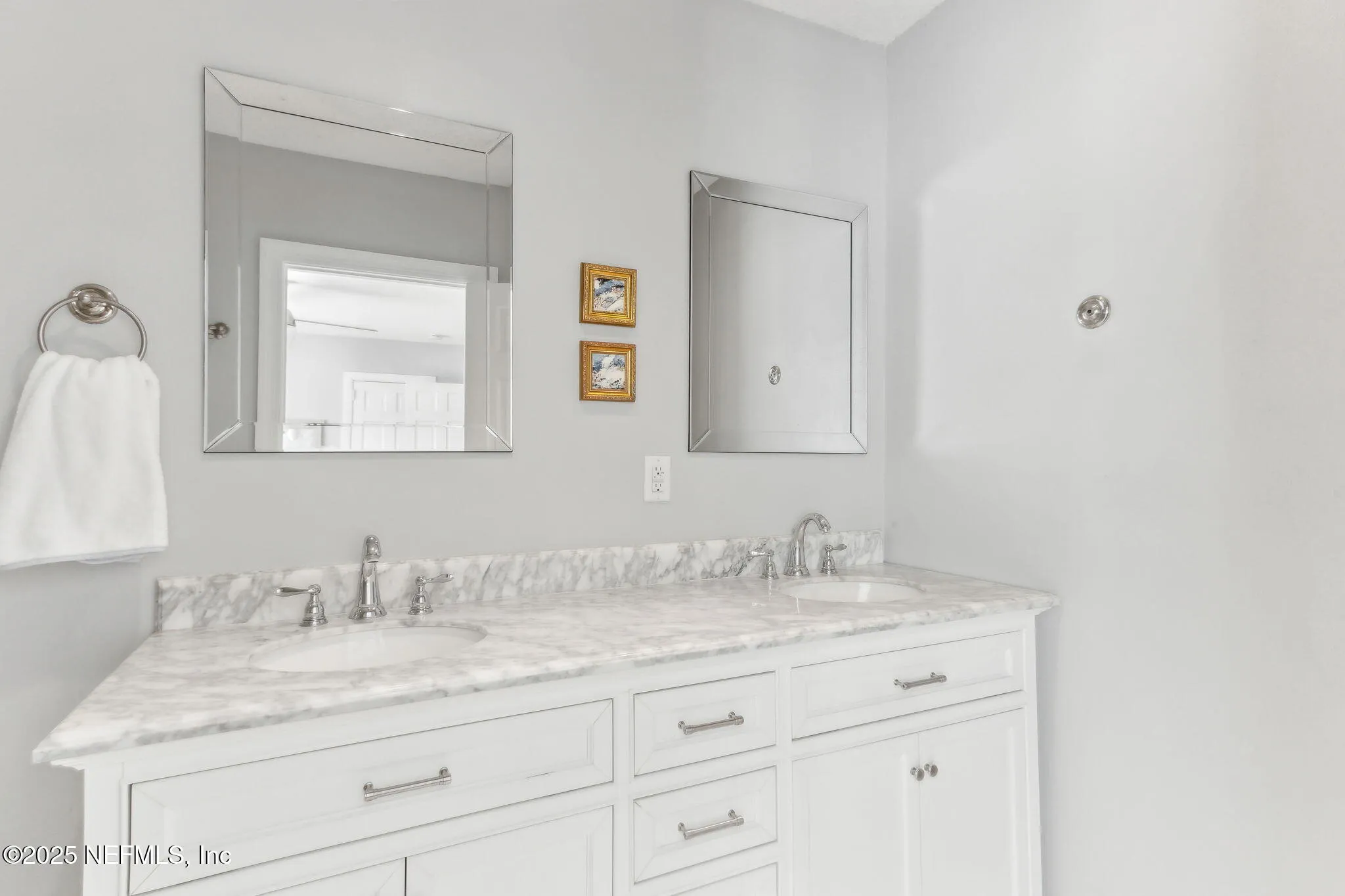 Jacksonville, Florida 32207, United States, 3 Bedrooms Bedrooms, ,2 BathroomsBathrooms,Residential,Pending,120762