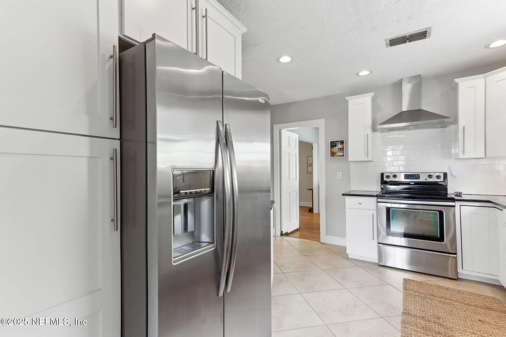 Jacksonville, Florida 32207, United States, 3 Bedrooms Bedrooms, ,2 BathroomsBathrooms,Residential,Pending,120762