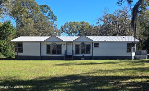 A home in Middleburg