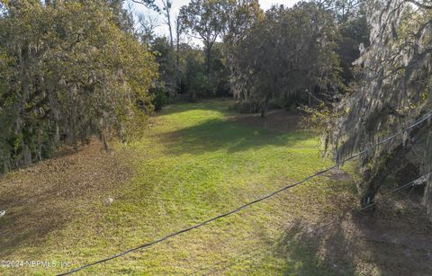 A home in Middleburg