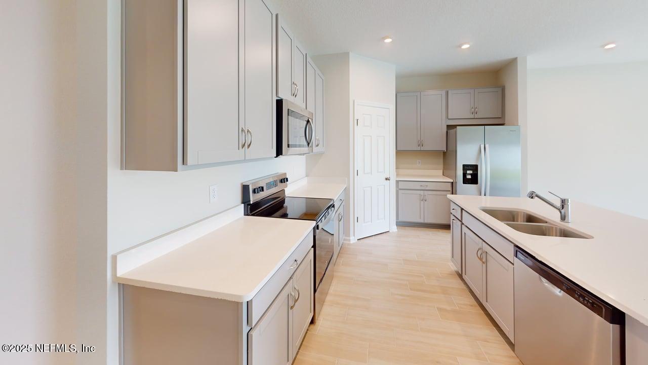 2915 DARLINGTON OAK Road