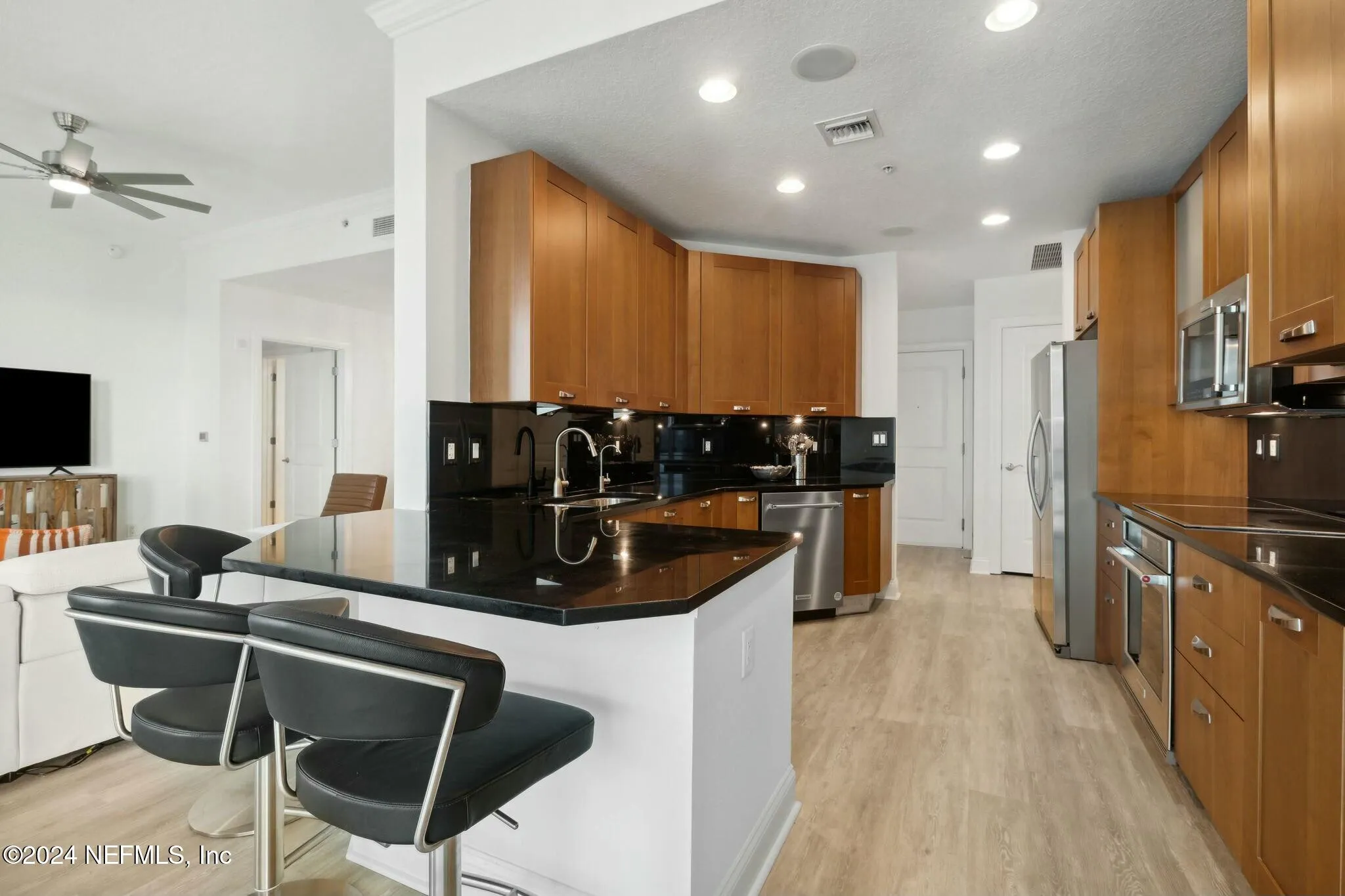 Jacksonville, Florida 32207, United States, 2 Bedrooms Bedrooms, ,2 BathroomsBathrooms,Residential,Active,31413