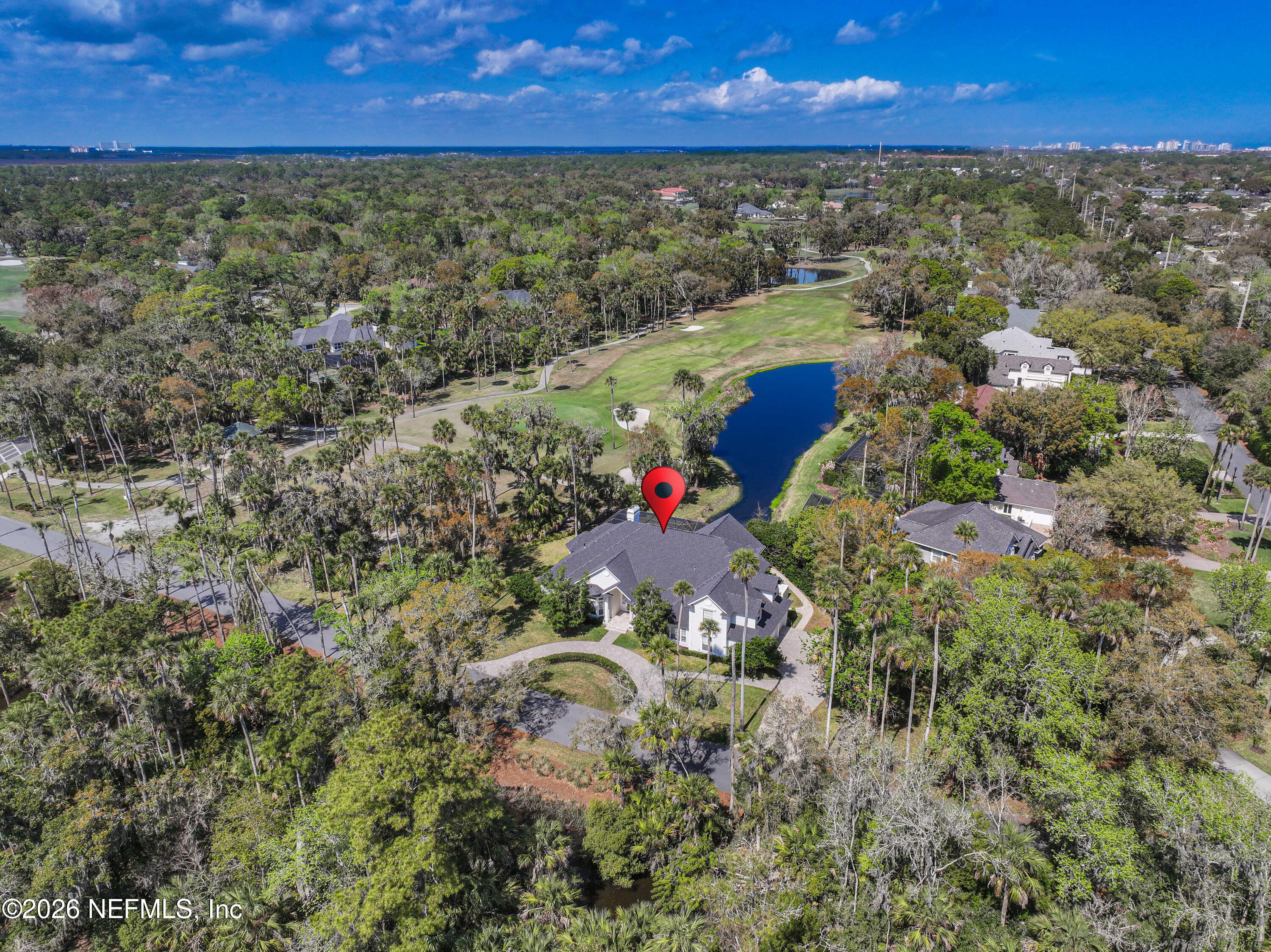 285 LINKSIDE Circle