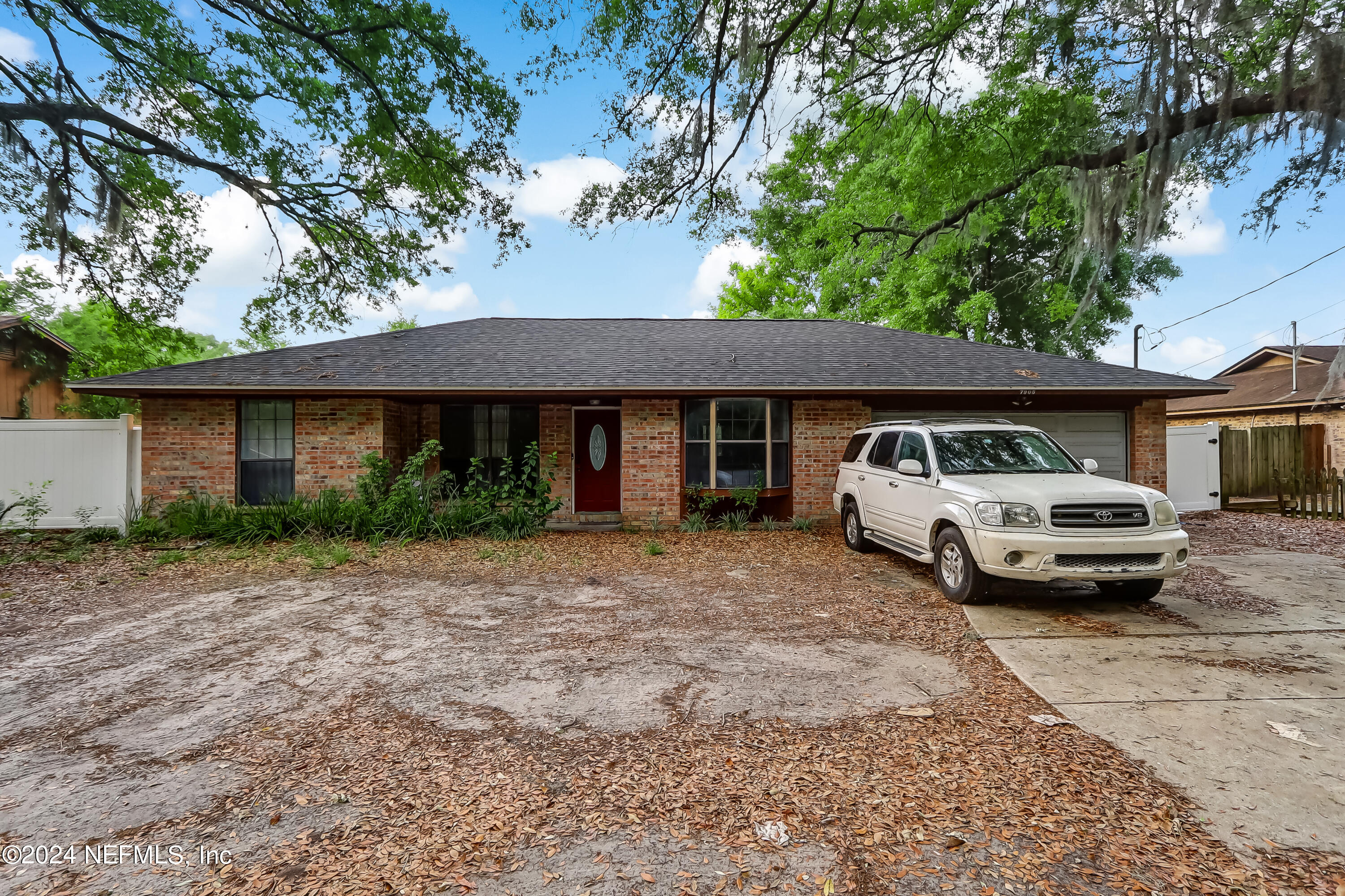Jacksonville, FL home for sale located at 7905 118th Street, Jacksonville, FL 32244
