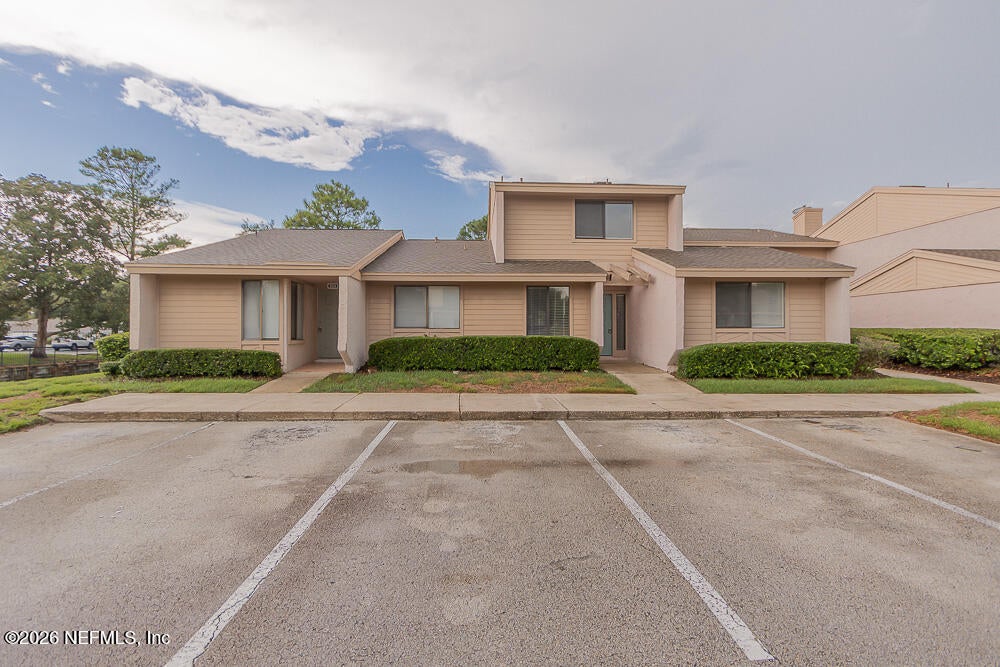 2131 SEA HAWK Drive