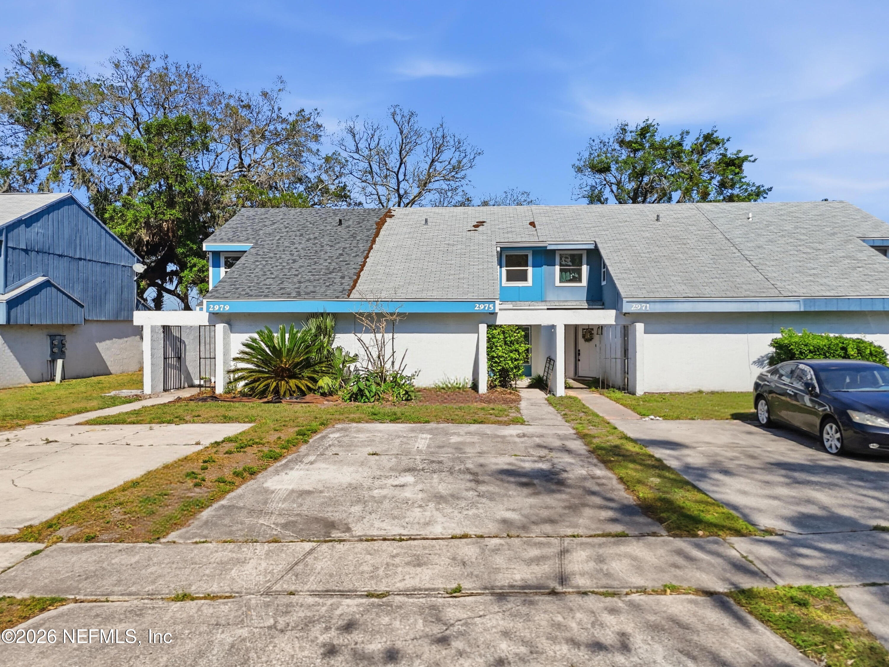 2975 BAYSHORE Drive E