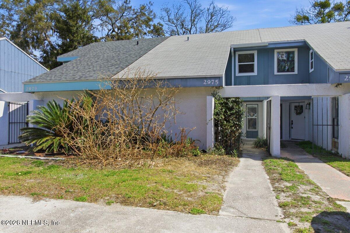 2975 BAYSHORE Drive E