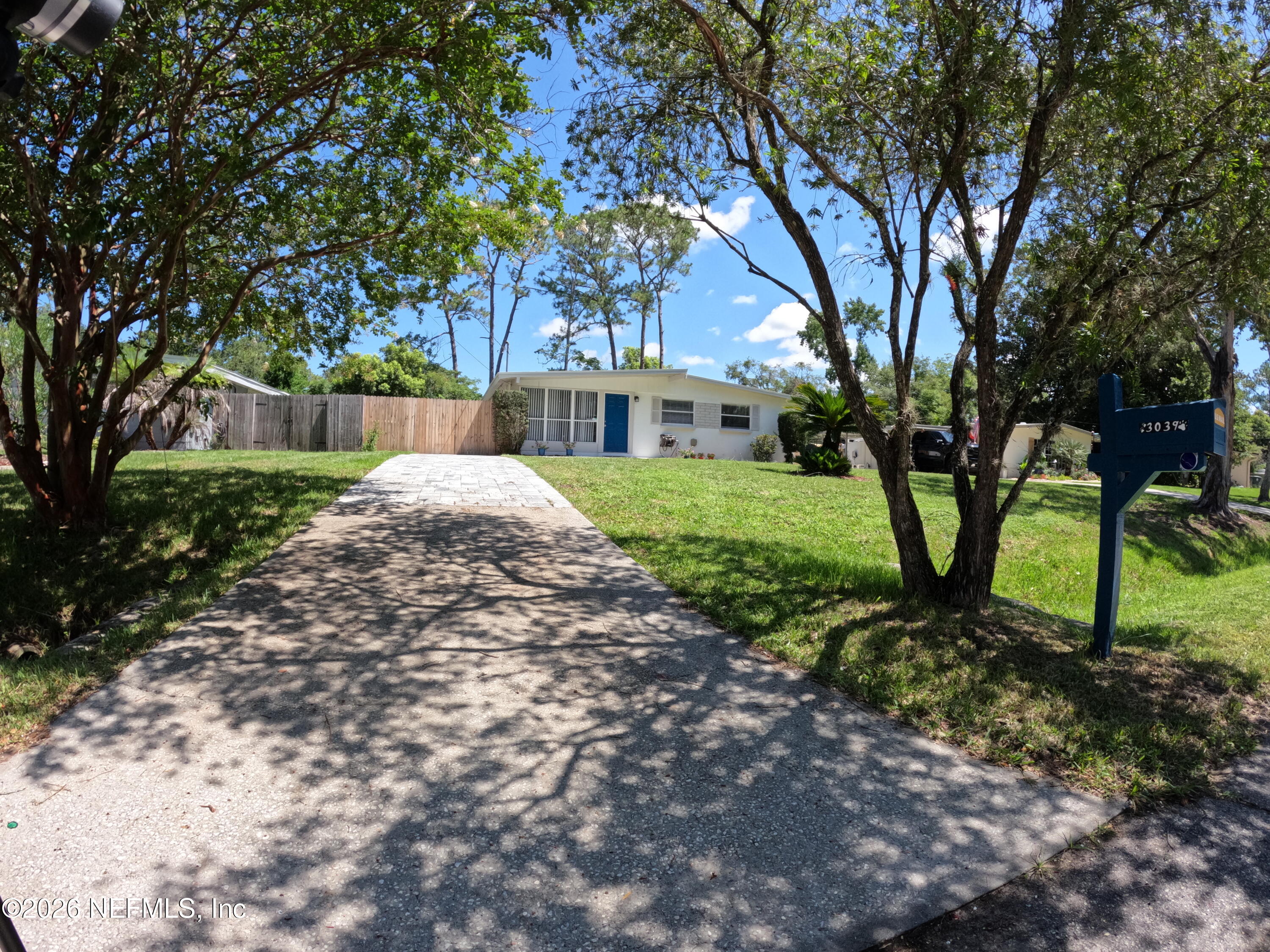 3039 LORMAN Drive