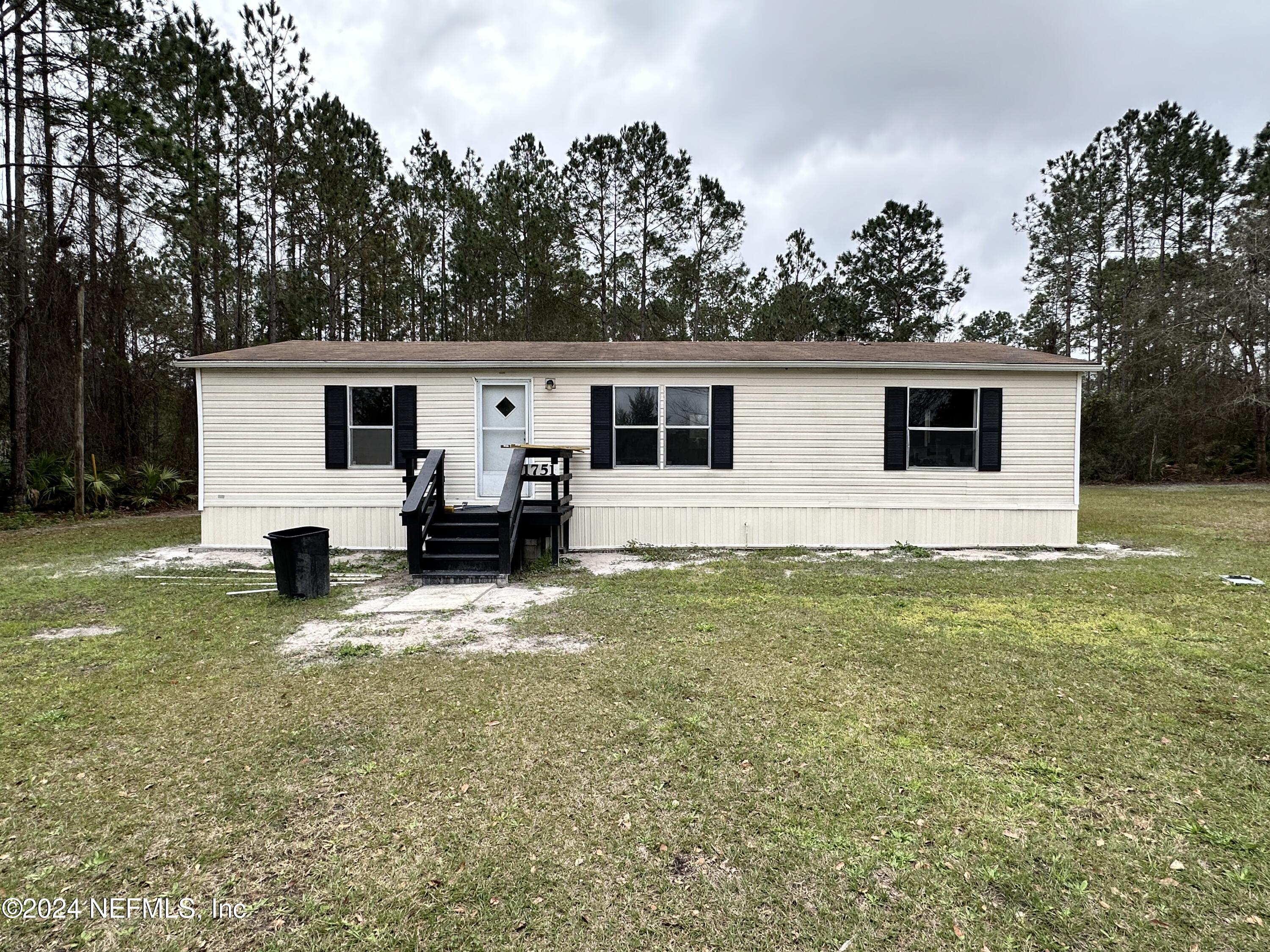 Photo 1 of 16 — 1751 FREEDOM Drive, Middleburg, FL 32068