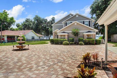 A home in Palatka