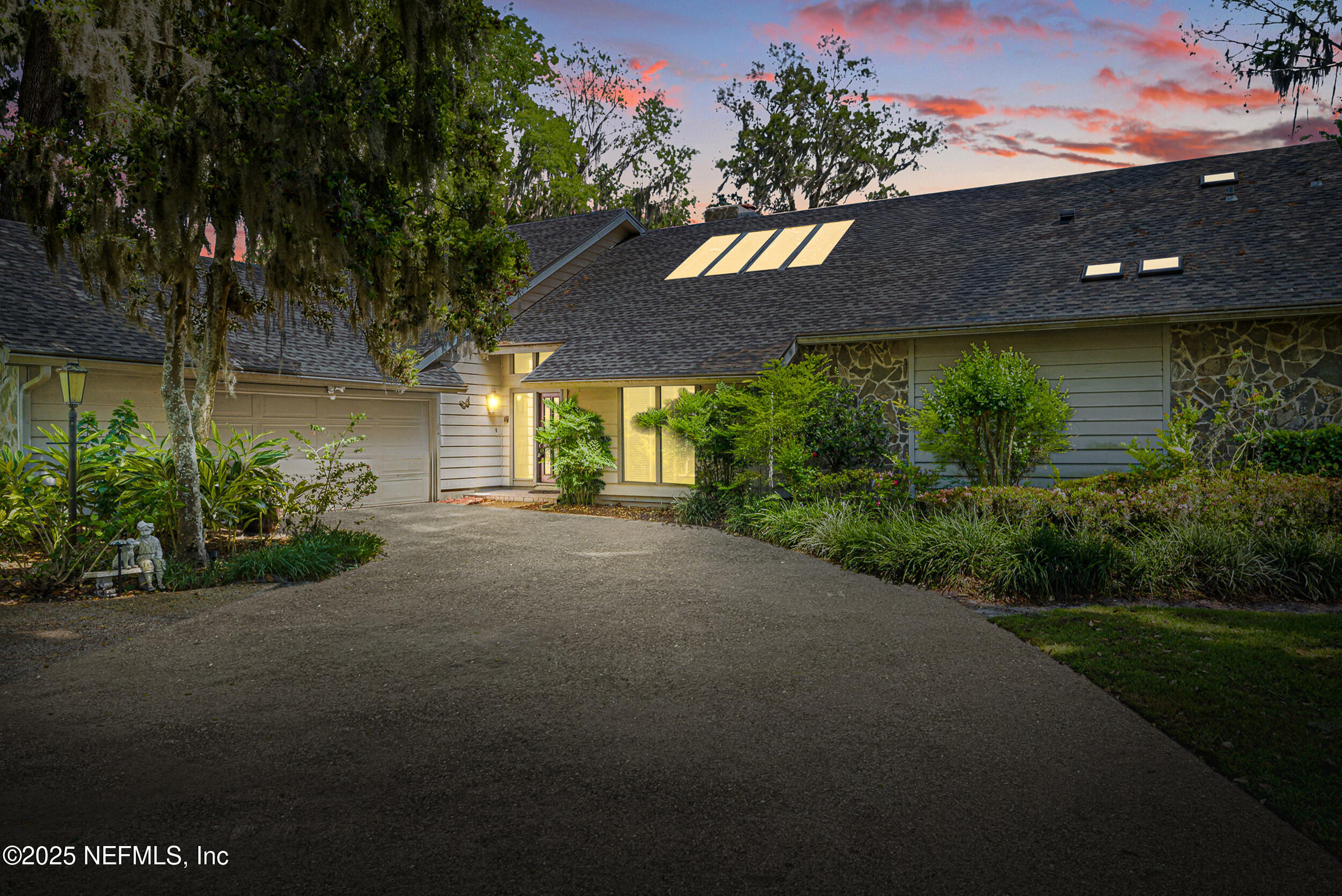 3595 LAWRENCE Road