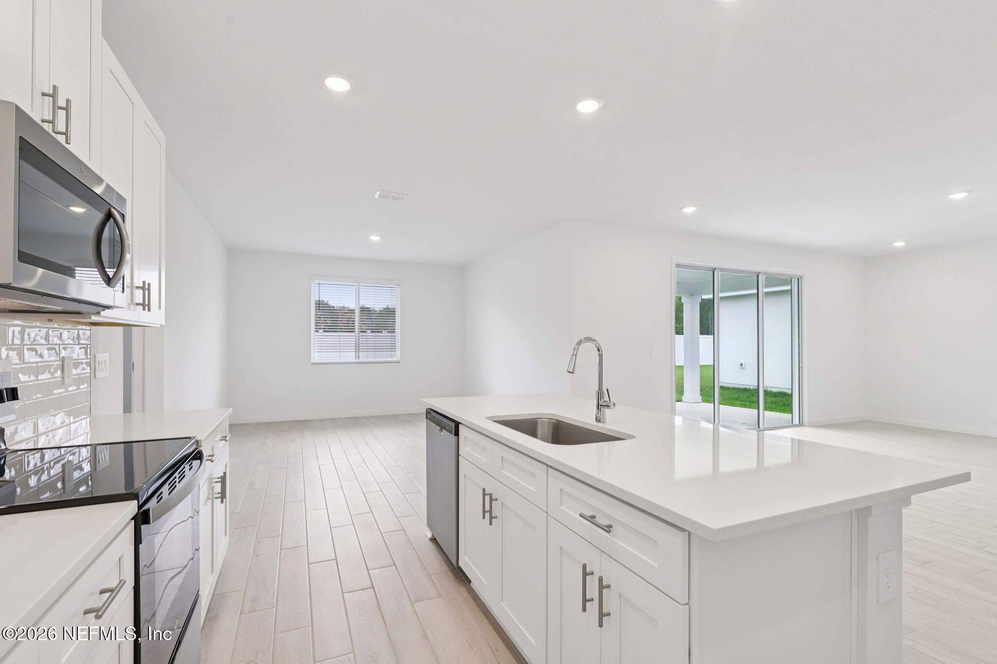 12728 FABIUS Way