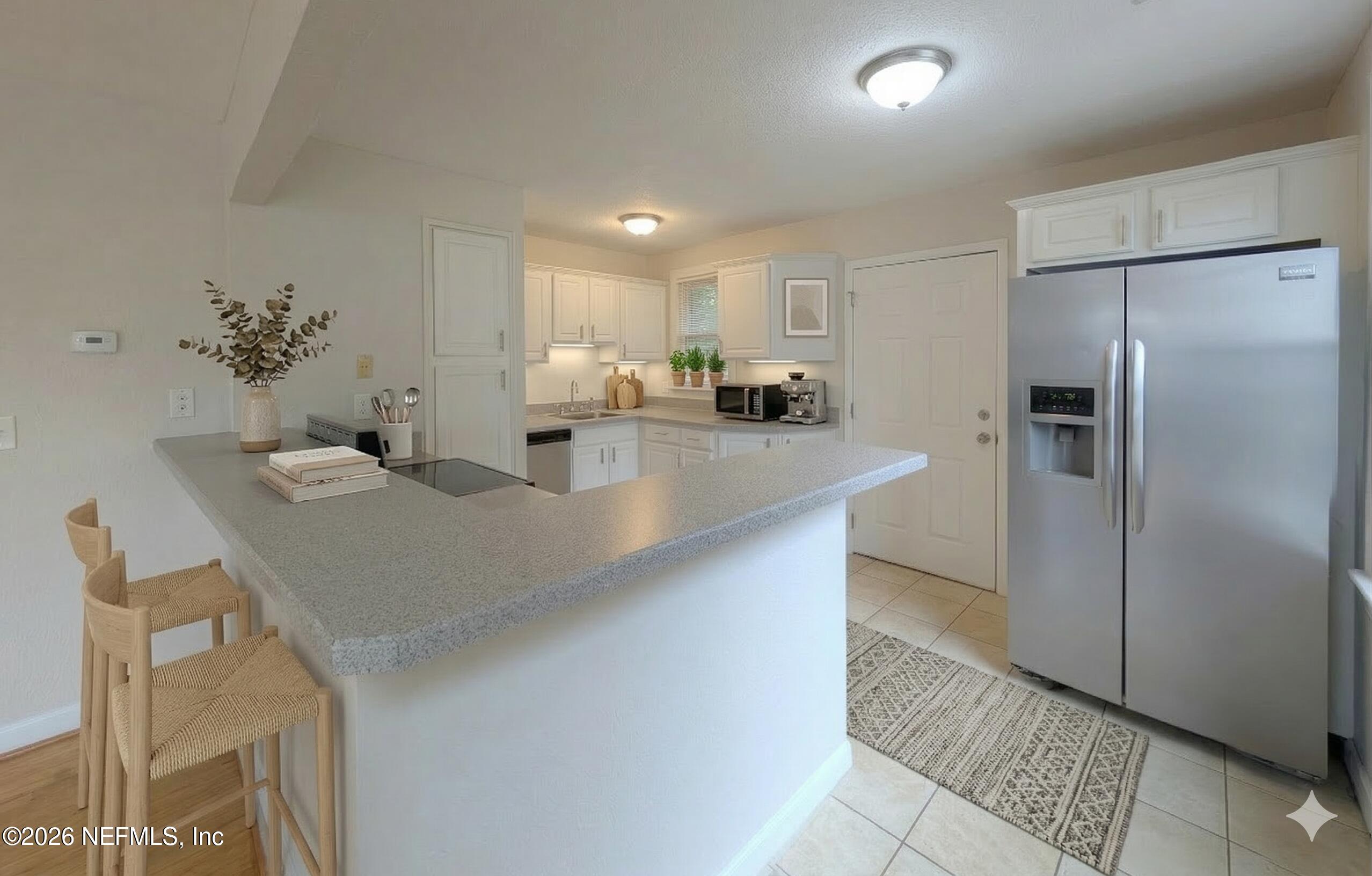 1377 INGLESIDE Avenue