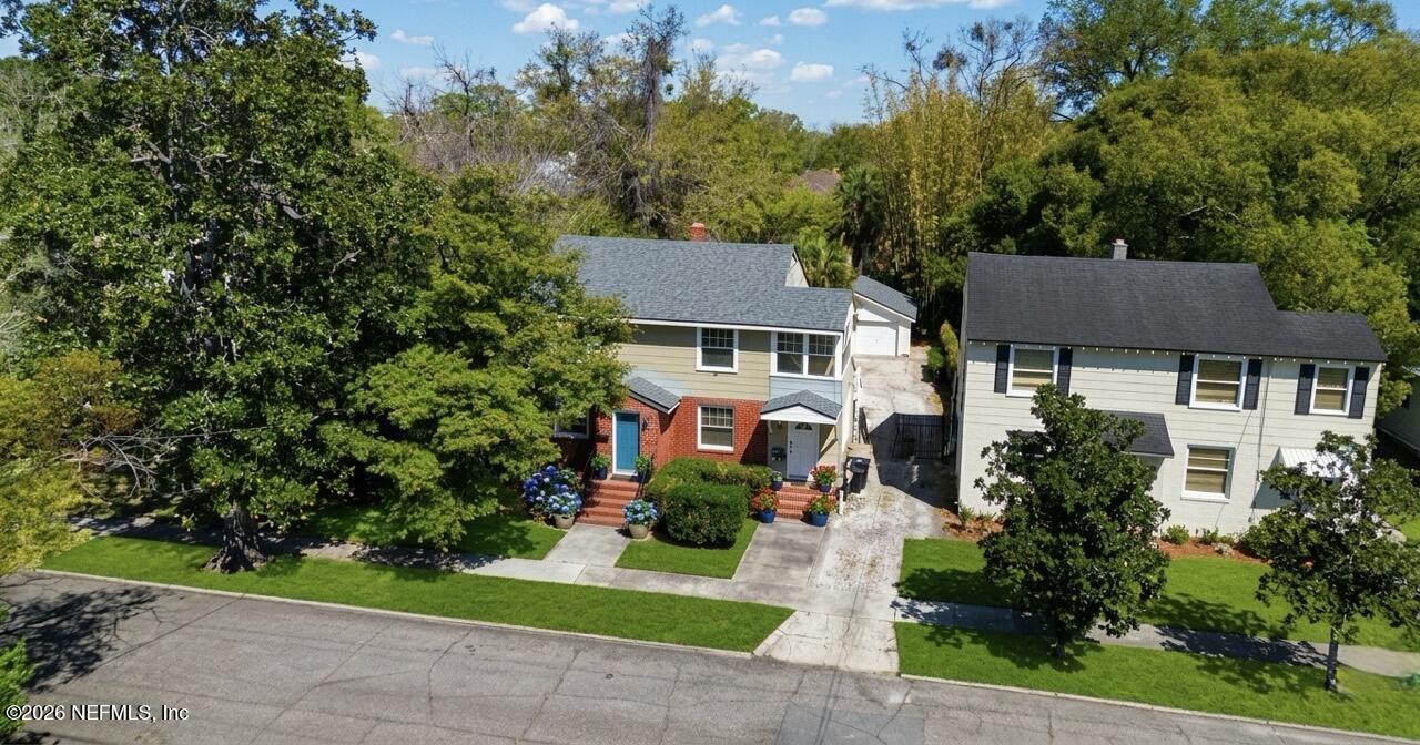 1377 INGLESIDE Avenue