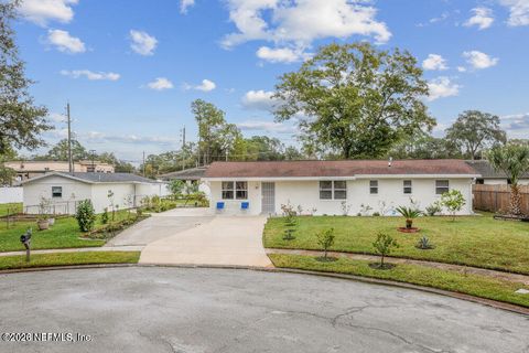 Photo of 5741 FARGO Court, Jacksonville, FL 32207 (MLS # 2144138)