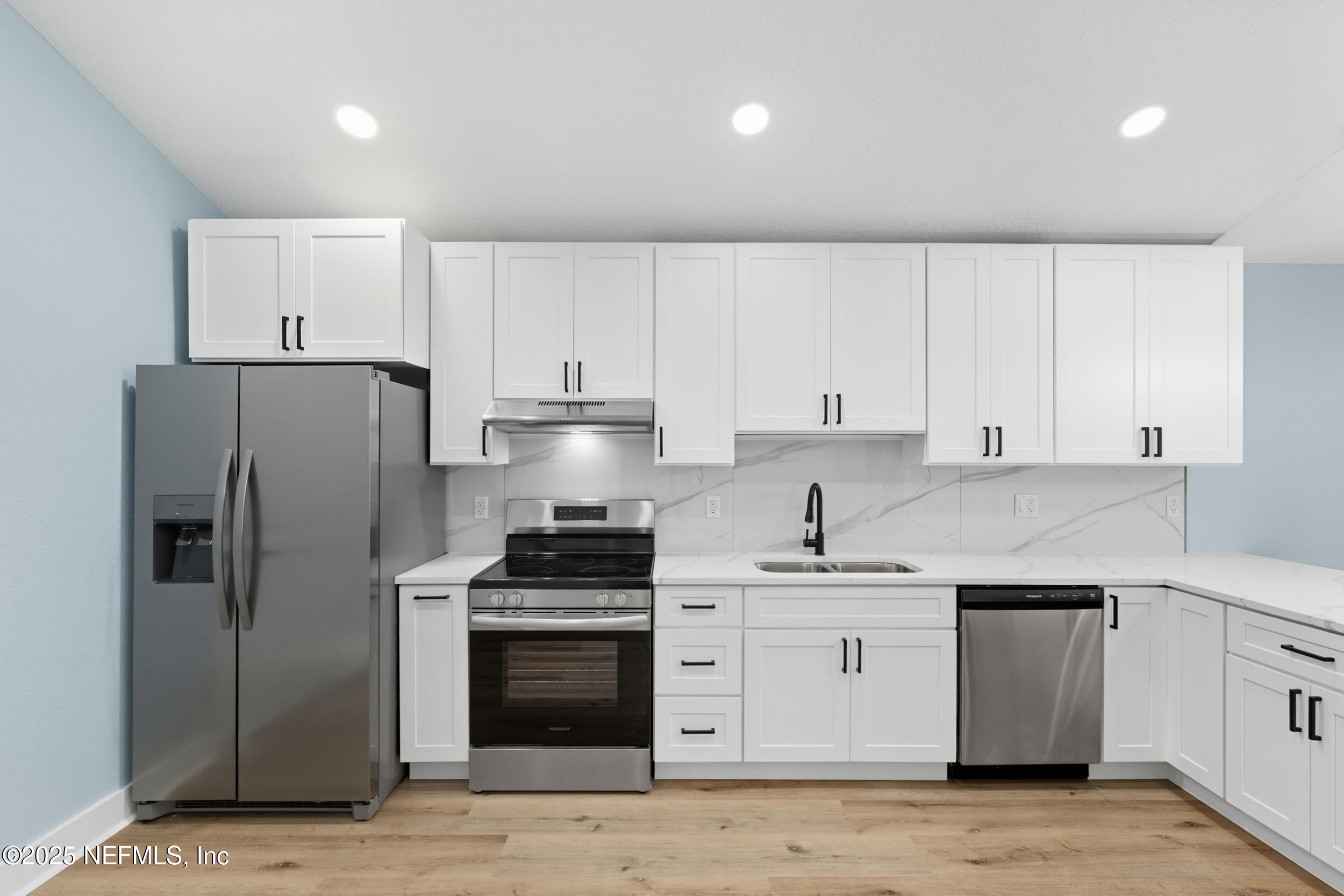 2432 GREEN SPRING Drive