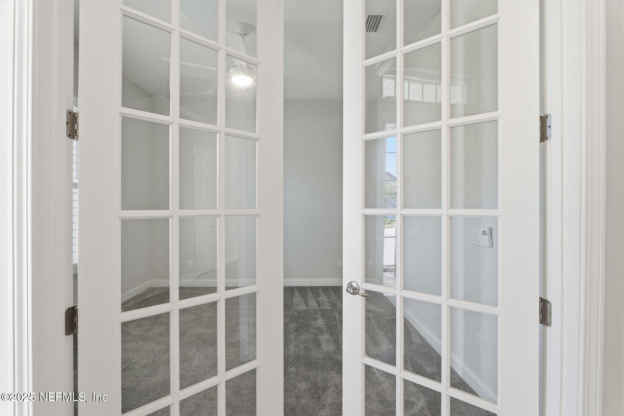 211 PINTORESCO Drive