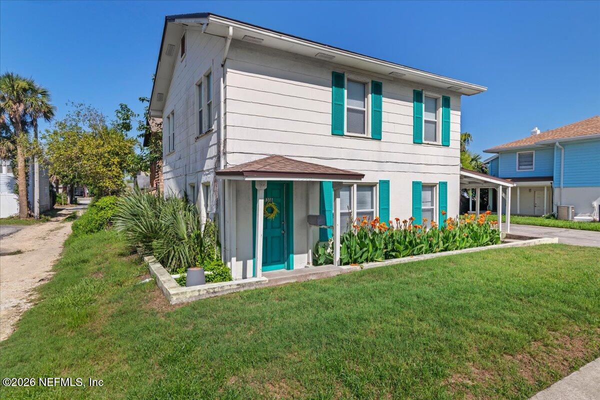 1318 2ND Street N