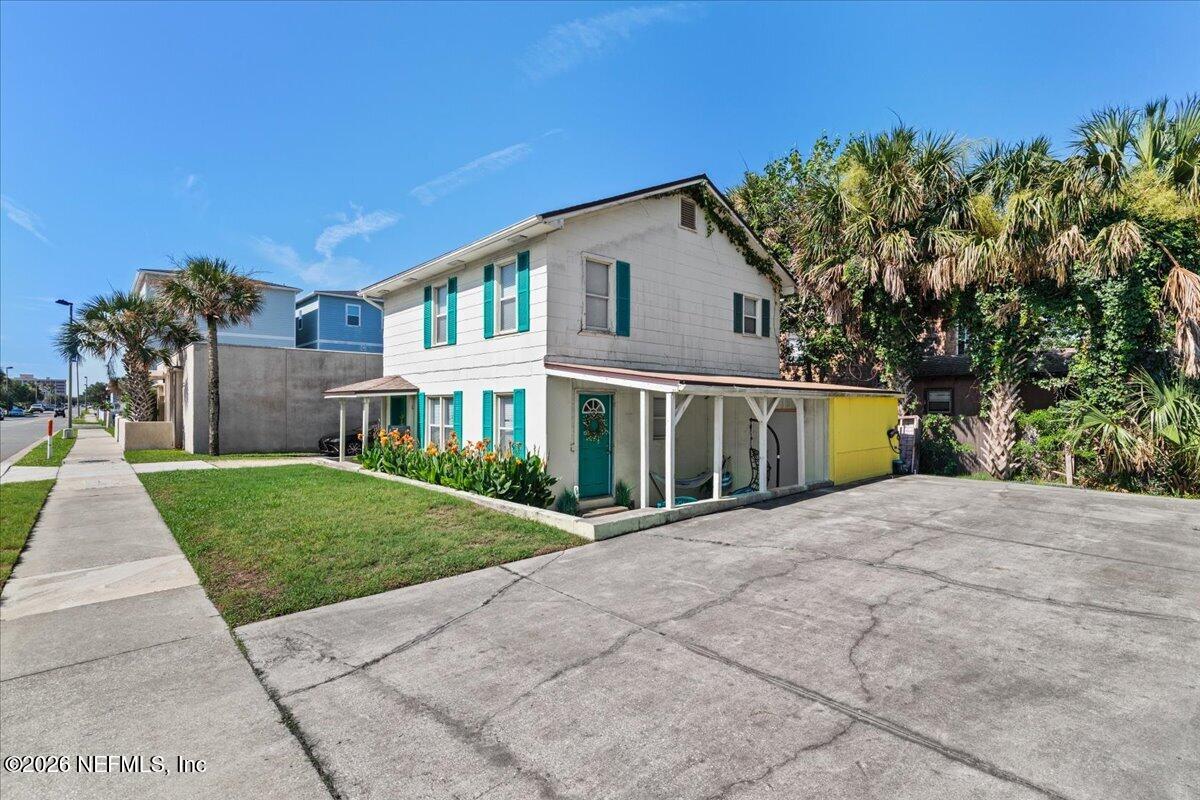 1318 2ND Street N