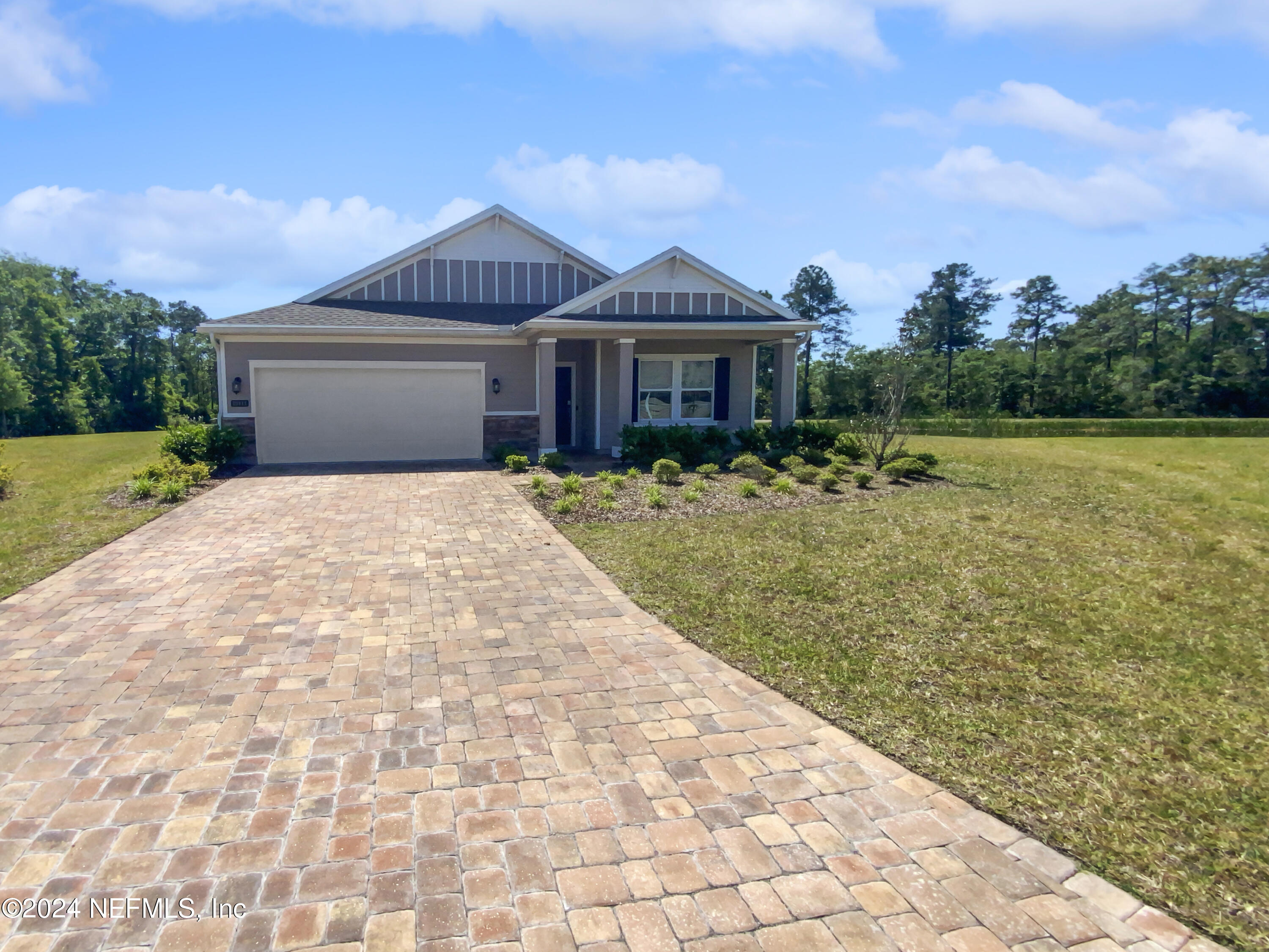Jacksonville, FL home for sale located at 10111 Nala Lane, Jacksonville, FL 32218