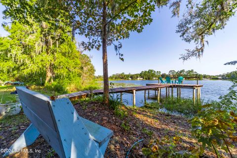 A home in Interlachen