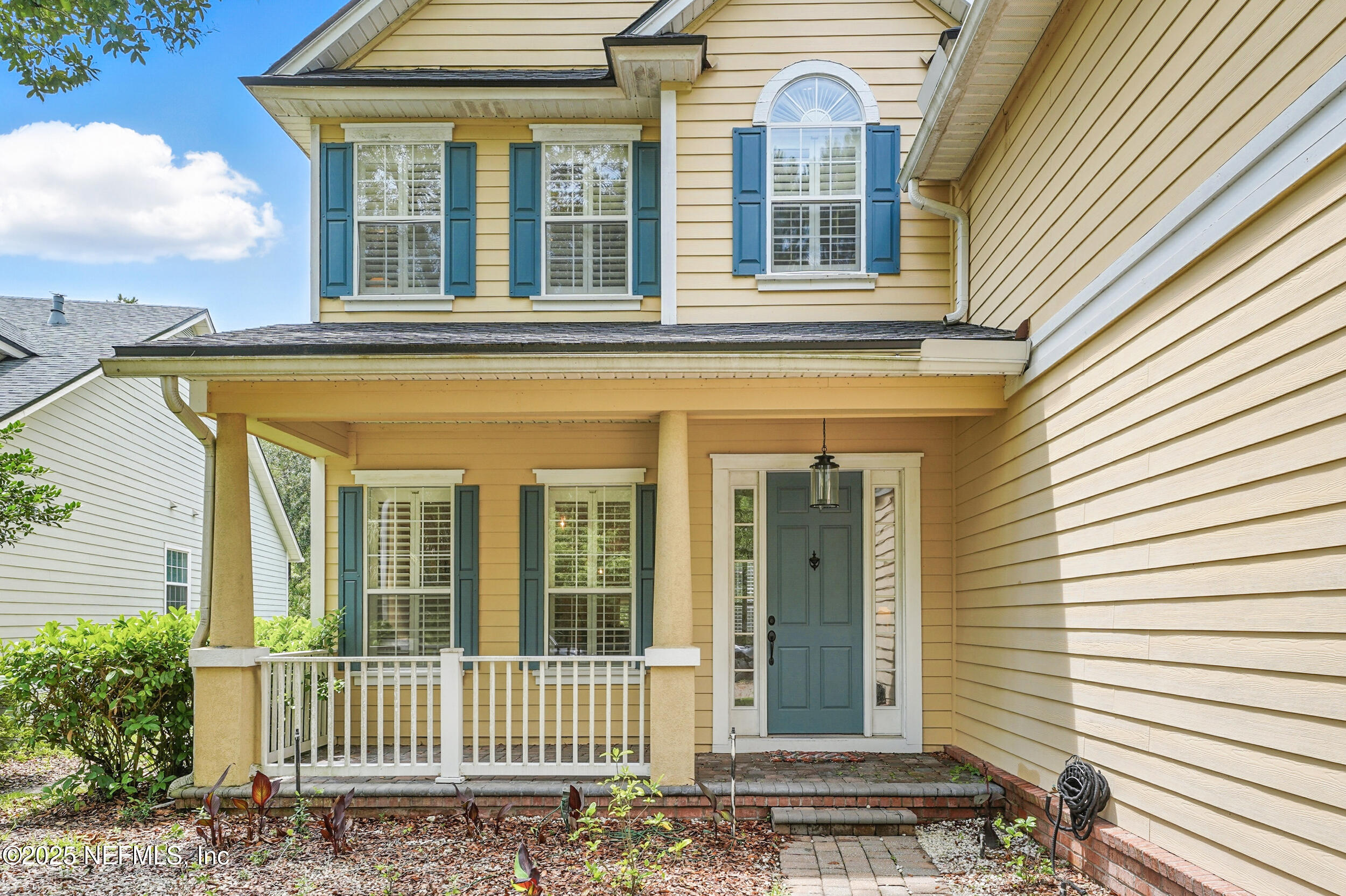 173 W VILLAGE Drive