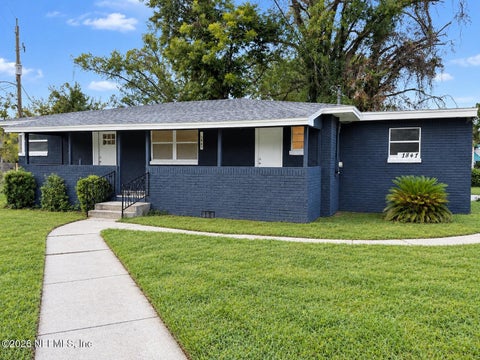 Photo of 1841 W 2ND Street, Jacksonville, FL 32209 (MLS # 2163830)