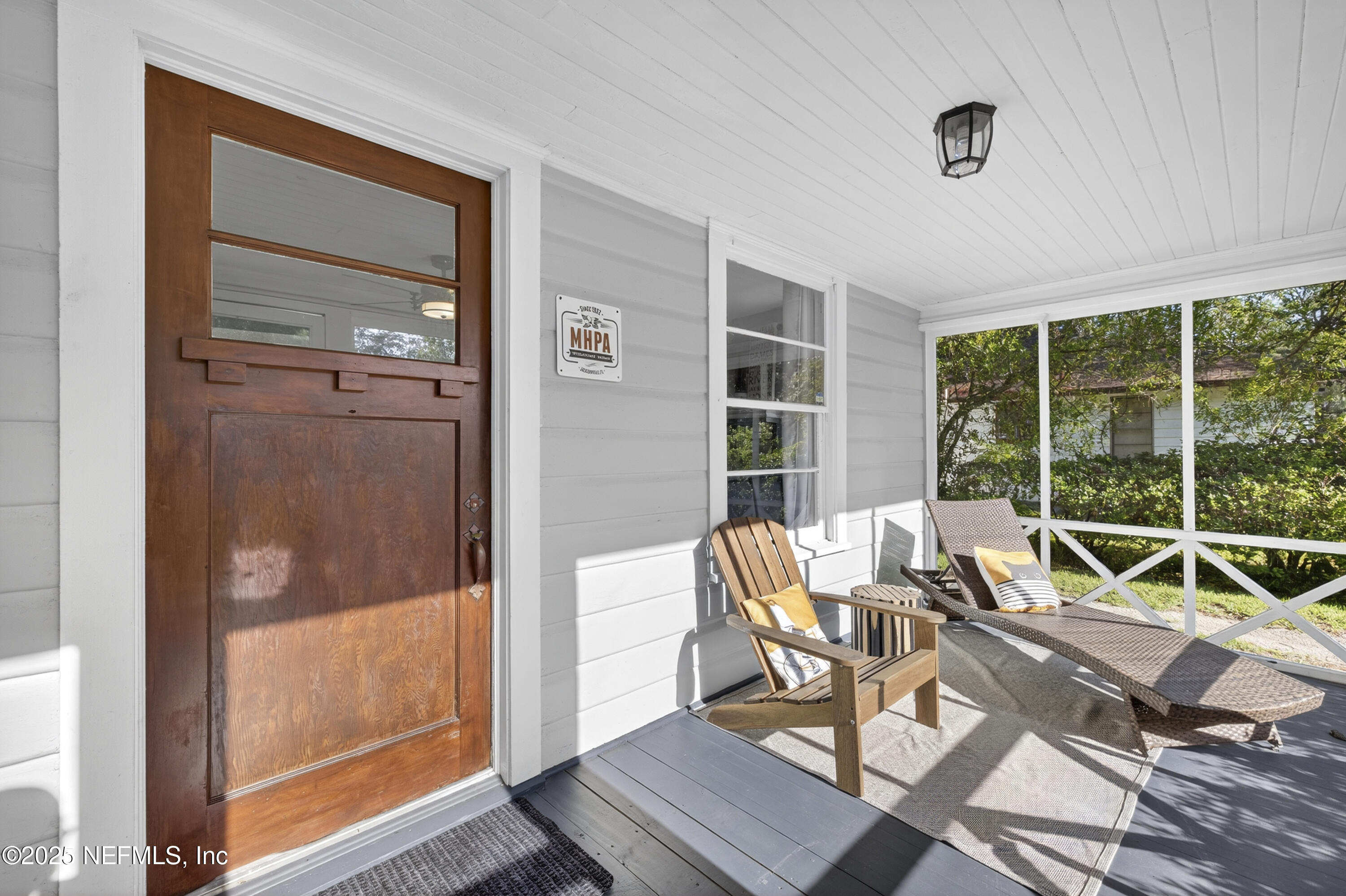 1308 MURRAY Drive