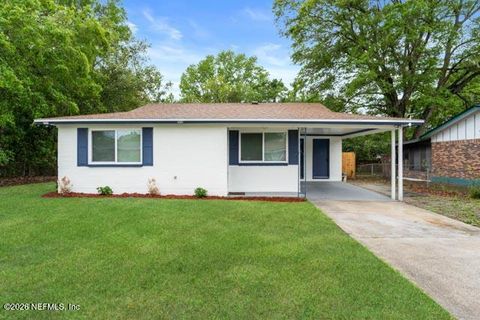 Photo of 9554 SPOTTSWOOD Road W, Jacksonville, FL 32208 (MLS # 2139252)