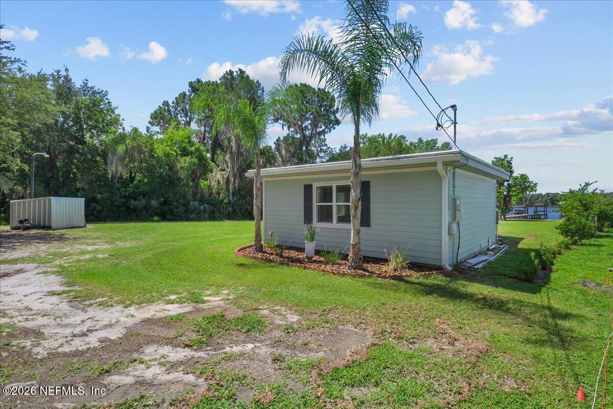 1523 COUNTY ROAD 309 1
