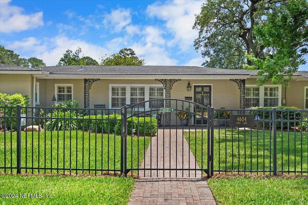 Jacksonville, FL home for sale located at 4604 Avon Lane, Jacksonville, FL 32210