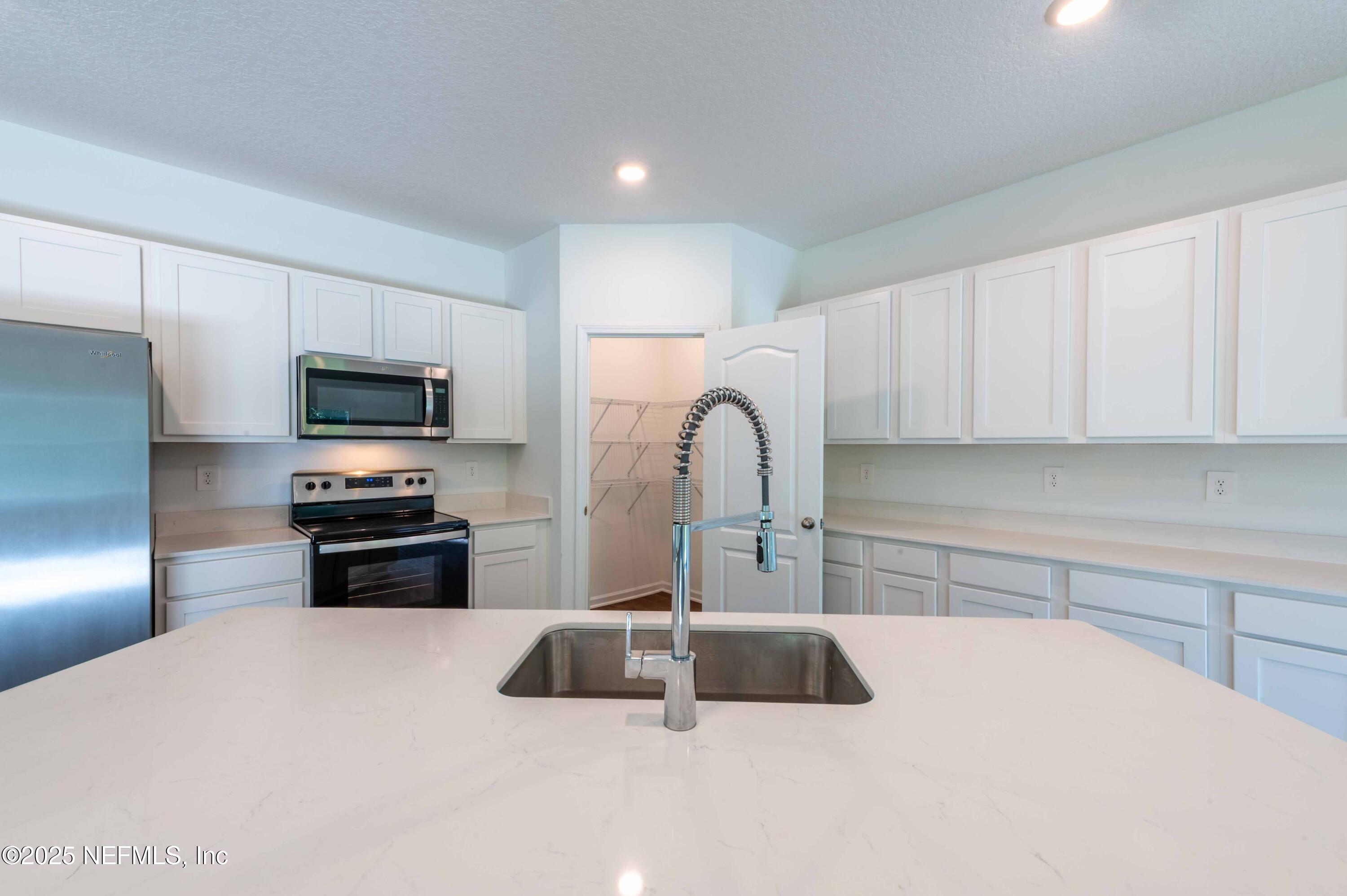 2277 SETTING SUN Way