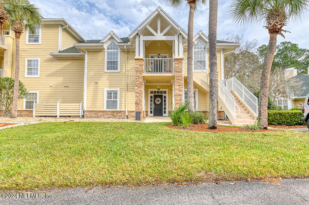 St Augustine, FL home for sale located at 355 N Shore Circle Unit 1325, St Augustine, FL 32092