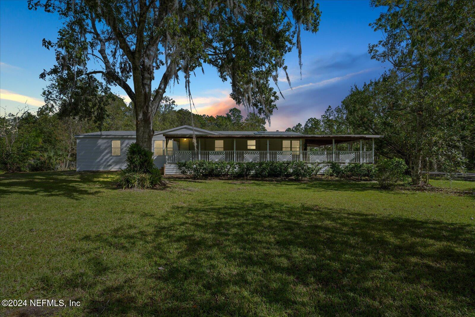 2667 REDWOOD Street